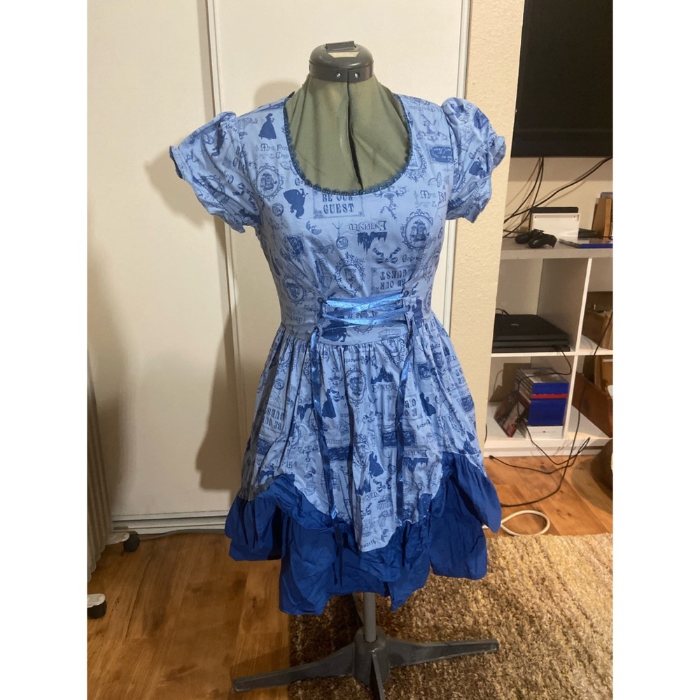 Hot Topic Beauty and the Beast dress